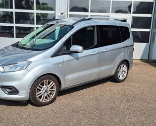 Ford Tourneo Courier Gebrauchtwagen