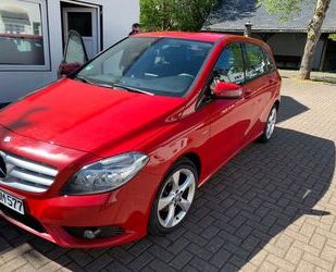 Mercedes-Benz B 180 Gebrauchtwagen