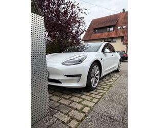 Tesla Model 3 Gebrauchtwagen