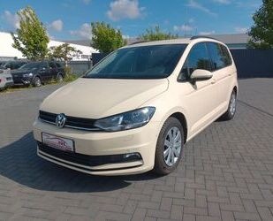 VW Touran 