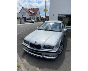 BMW 323 Gebrauchtwagen