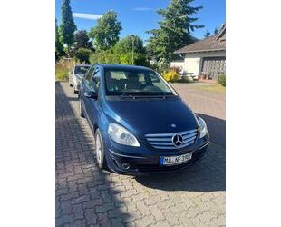 Mercedes-Benz B 180 Gebrauchtwagen