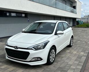 Hyundai Hyundai i20 1.2/Klimaanlage/Tüv neu/Service neu Gebrauchtwagen