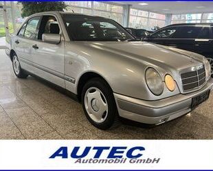 Mercedes-Benz E 230 Gebrauchtwagen
