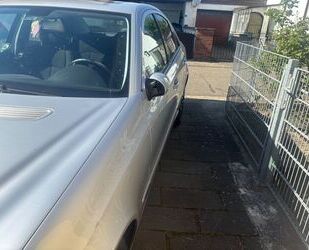 Mercedes-Benz E 220 Gebrauchtwagen