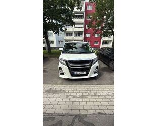 Toyota Alphard Gebrauchtwagen
