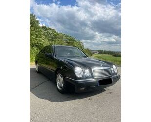 Mercedes-Benz 320 Gebrauchtwagen