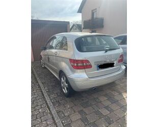 Mercedes-Benz B 200 Gebrauchtwagen