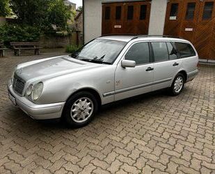 Mercedes-Benz E 240 Gebrauchtwagen
