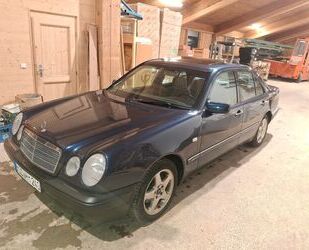 Mercedes-Benz E 240 Gebrauchtwagen