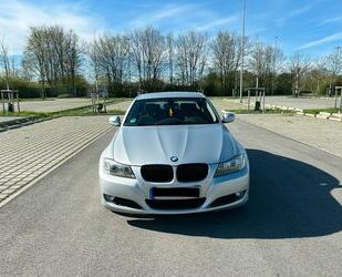BMW BMW 320i - Gebrauchtwagen