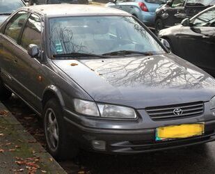 Toyota Camry Gebrauchtwagen