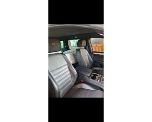 Mercedes-Benz Touareg 