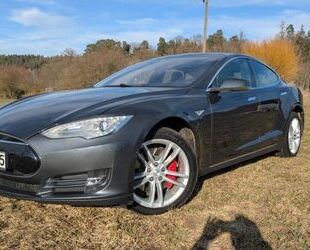 Tesla Model S Gebrauchtwagen