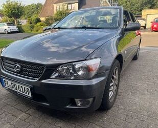 Lexus IS 200 Gebrauchtwagen