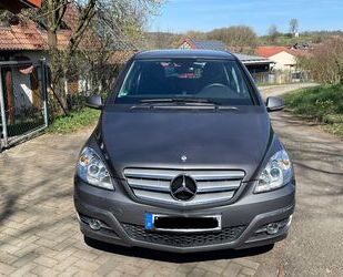 Mercedes-Benz B 180 Gebrauchtwagen