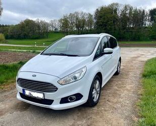 Ford S-Max Gebrauchtwagen