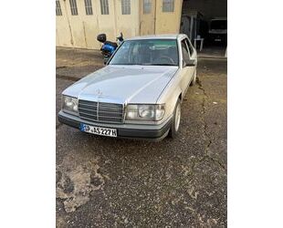 Mercedes-Benz 260 Gebrauchtwagen