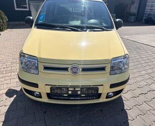 Nissan Panda 