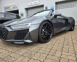 Seat R8 