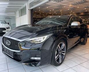 INFINITI Q30 Gebrauchtwagen