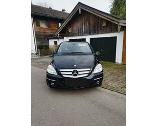 Mercedes-Benz B 180 Gebrauchtwagen