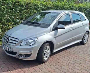 Mercedes-Benz B 180 Gebrauchtwagen