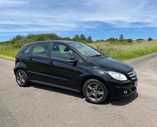 Mercedes-Benz B 180 Gebrauchtwagen