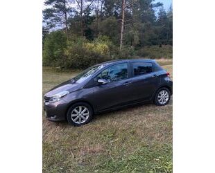 VW Yaris 