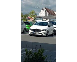 Mercedes-Benz B 220 Gebrauchtwagen