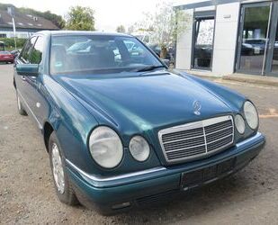 Mercedes-Benz E 230 Gebrauchtwagen
