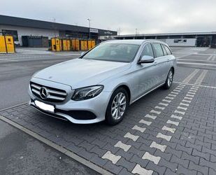 Mercedes-Benz 220 Gebrauchtwagen