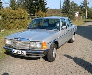 Mercedes-Benz E 230 Gebrauchtwagen