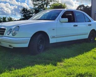 Mercedes-Benz E 200 Gebrauchtwagen