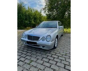 Mercedes-Benz E 220 Gebrauchtwagen