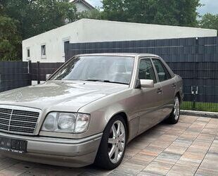 Mercedes-Benz E 200 Gebrauchtwagen