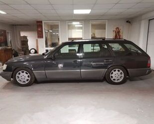 Mercedes-Benz 220 Gebrauchtwagen