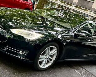 Tesla Model S Gebrauchtwagen