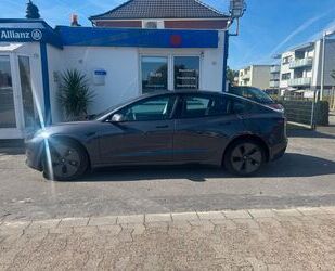 Tesla Model 3 Gebrauchtwagen