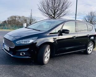 Ford S-Max Gebrauchtwagen