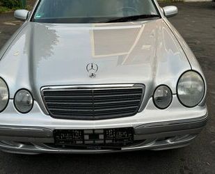 Mercedes-Benz E 240 Gebrauchtwagen