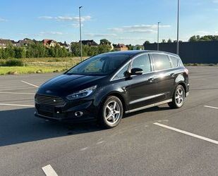 Ford S-Max Gebrauchtwagen