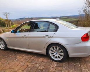 BMW BMW 320d - TOP - M-Sport, Business, Komfort & AHK Gebrauchtwagen