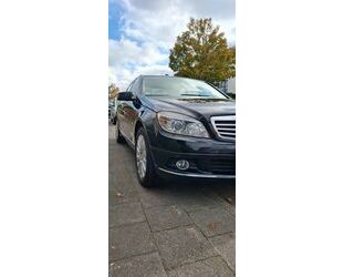 Mercedes-Benz 220 Gebrauchtwagen