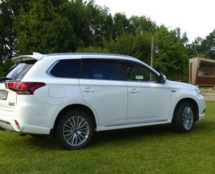 Mitsubishi Plug-in Hybrid Outlander Gebrauchtwagen