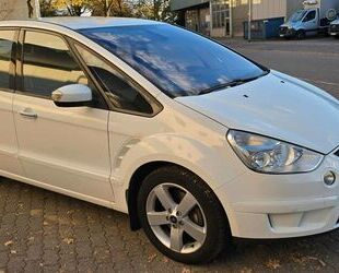 Ford S-Max Gebrauchtwagen