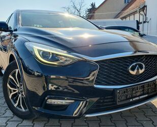 INFINITI Q30 Gebrauchtwagen