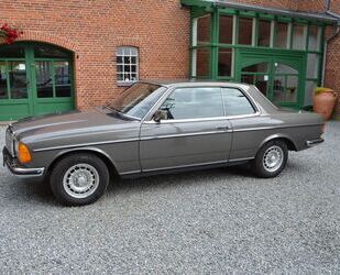 Mercedes-Benz 230 Gebrauchtwagen