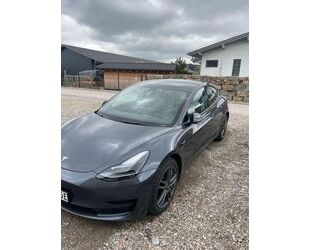 Tesla Model 3 Gebrauchtwagen