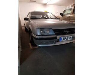 Opel Monza Gebrauchtwagen